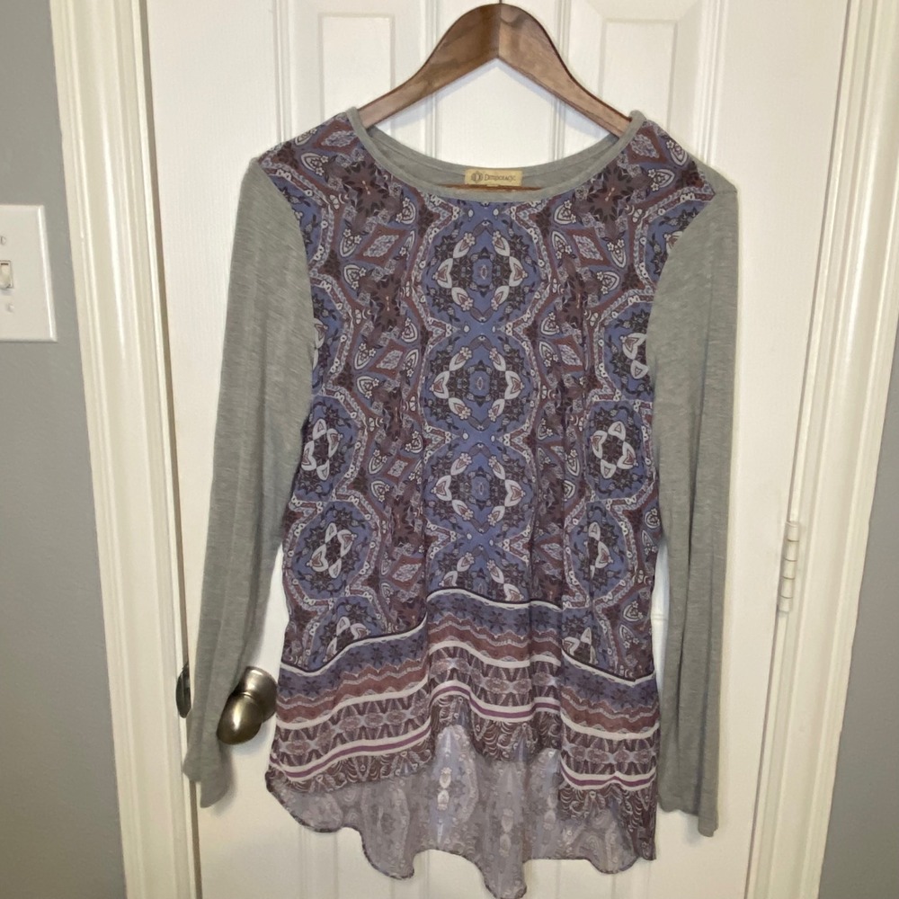 Democracy Womens Large‎ Mixed Media Paisley High Low Boho Top Grey Purple
